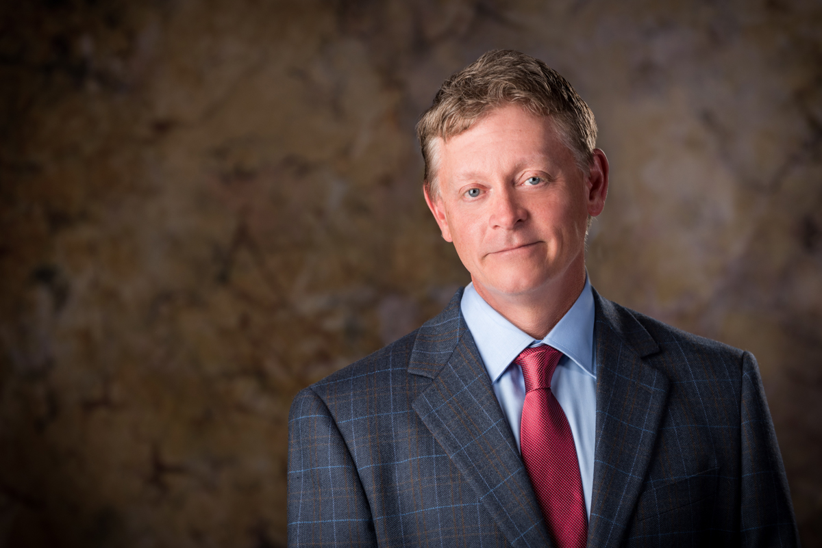 Dr Larry Otte DMD an oral surgeon at Associated Oral and Maxillofacial Surgeons